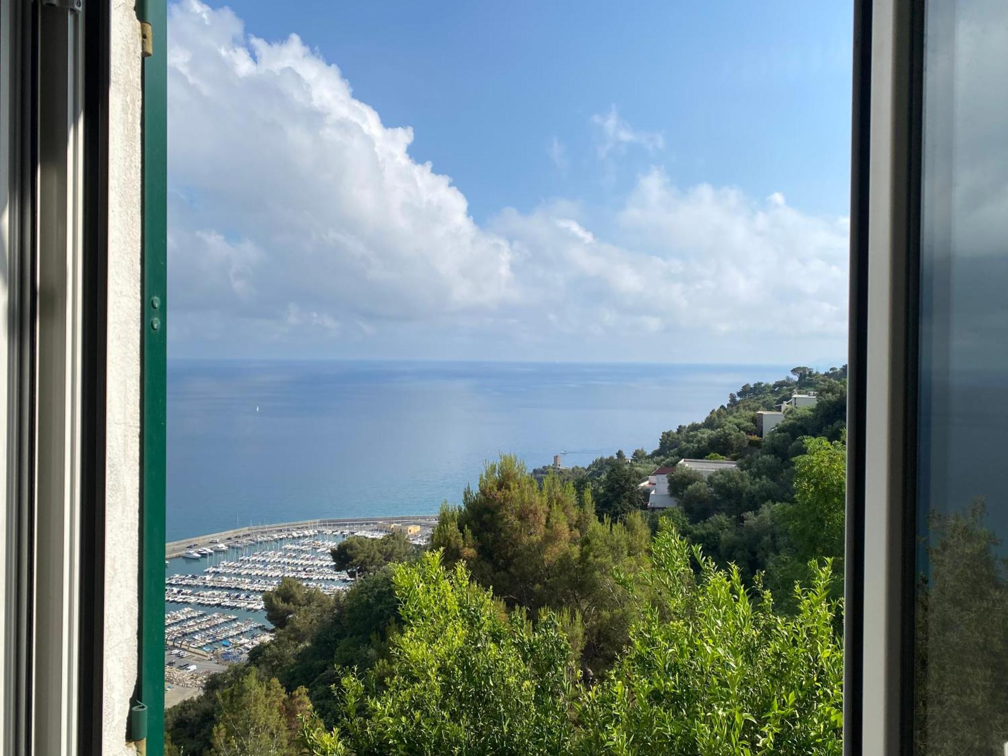 “Da Senso” Relax Nel Verde Vista Mare Finale Ligure Bagian luar foto