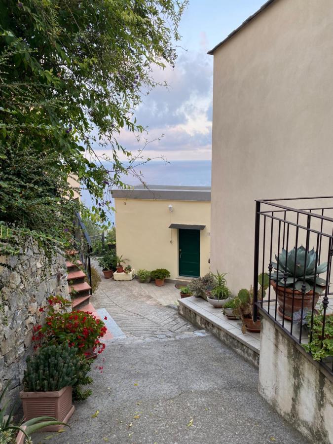 “Da Senso” Relax Nel Verde Vista Mare Finale Ligure Bagian luar foto